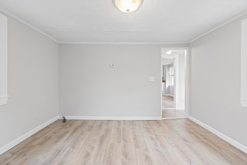 95 South Main Street, Unit B Andover, MA 01810 - Photo 10 of 34 a view of an empty room