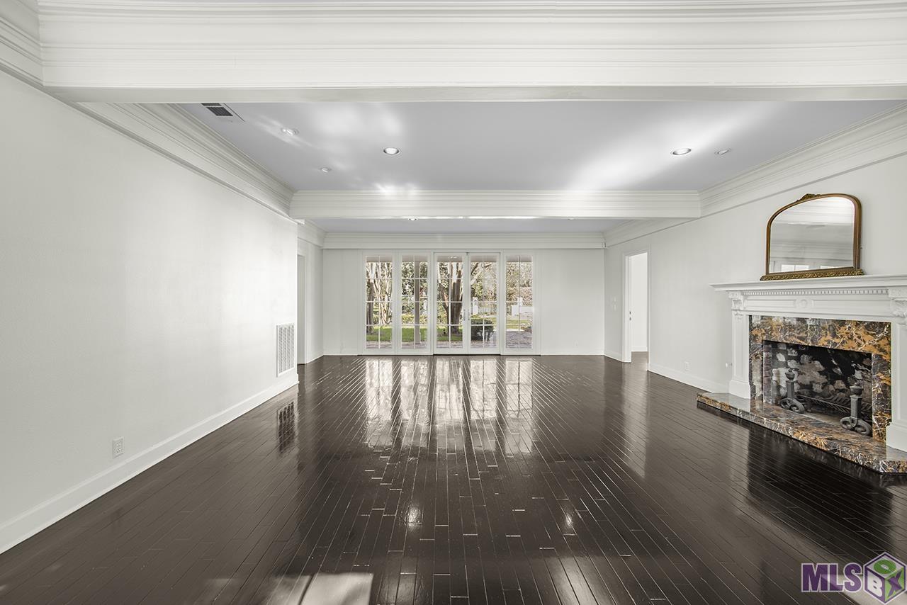 12451 Highland Road Baton Rouge, LA 70810 - Photo 11 of 49