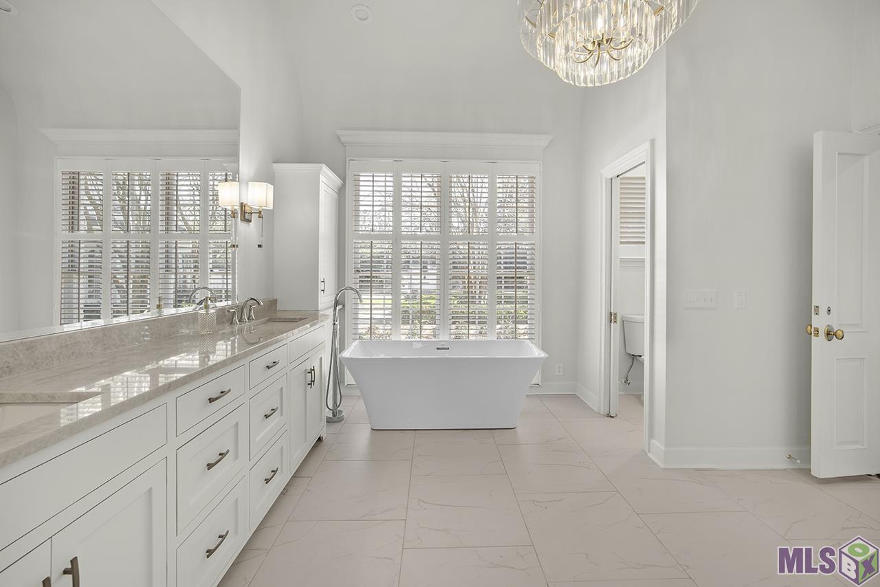 12451 Highland Road Baton Rouge, LA 70810 - Photo 16 of 49