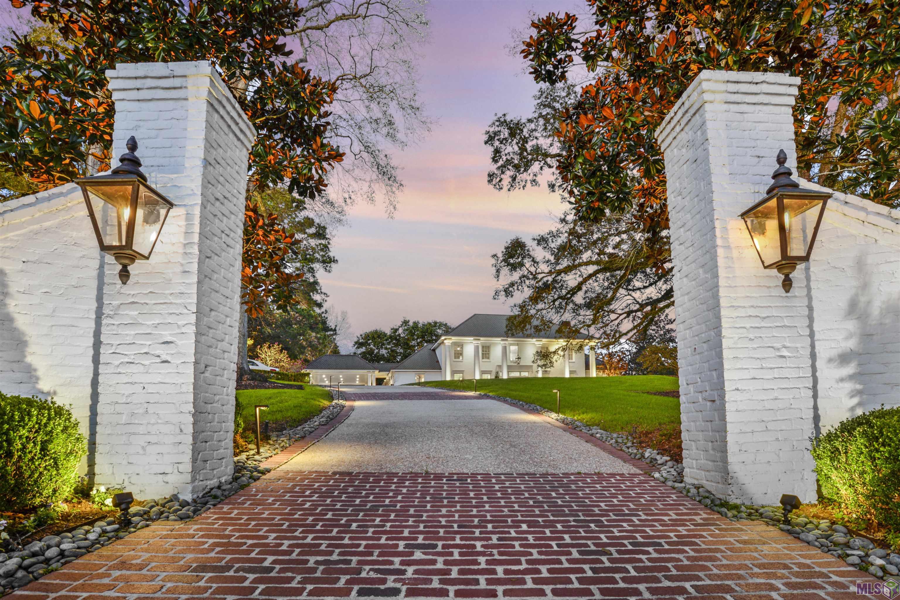 12451 Highland Road Baton Rouge, LA 70810 - Photo 3 of 49