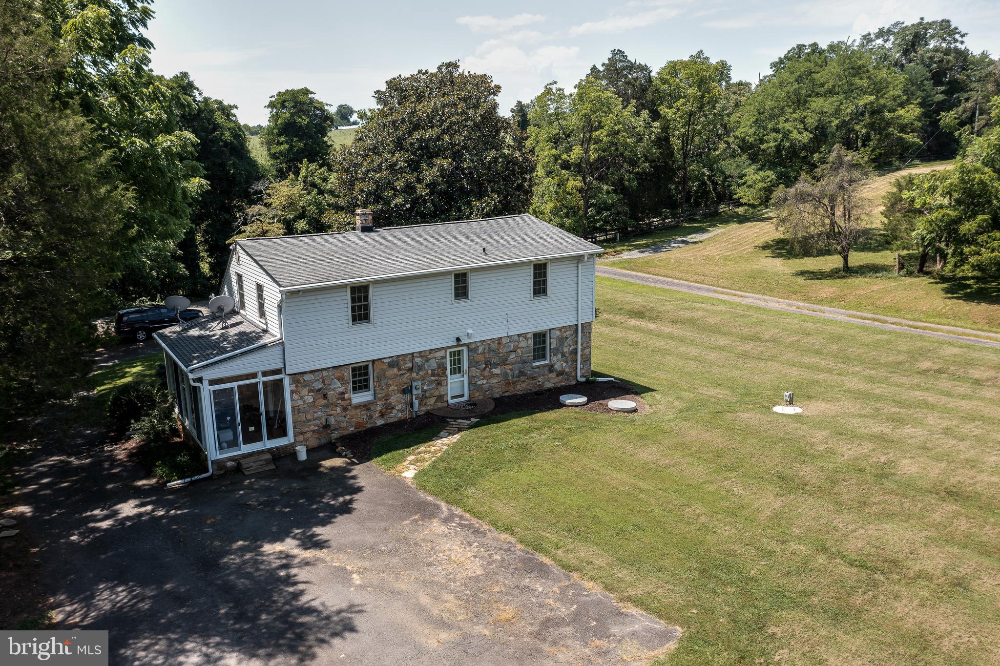 6064 Old Bust Head Road Broad Run, VA 20137 - Photo 36 of 60 Gallery Image 36