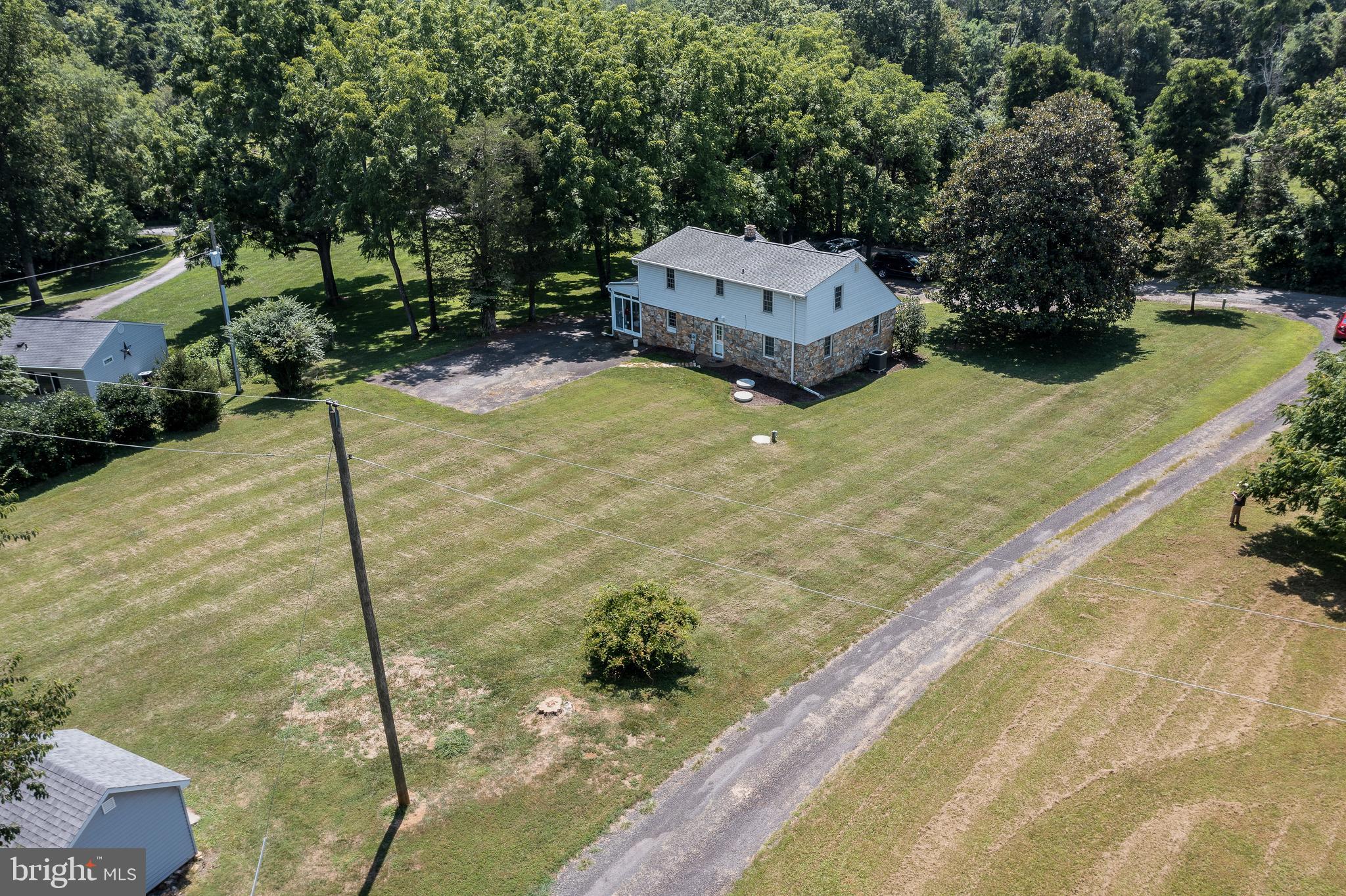 6064 Old Bust Head Road Broad Run, VA 20137 - Photo 39 of 60 Gallery Image 39
