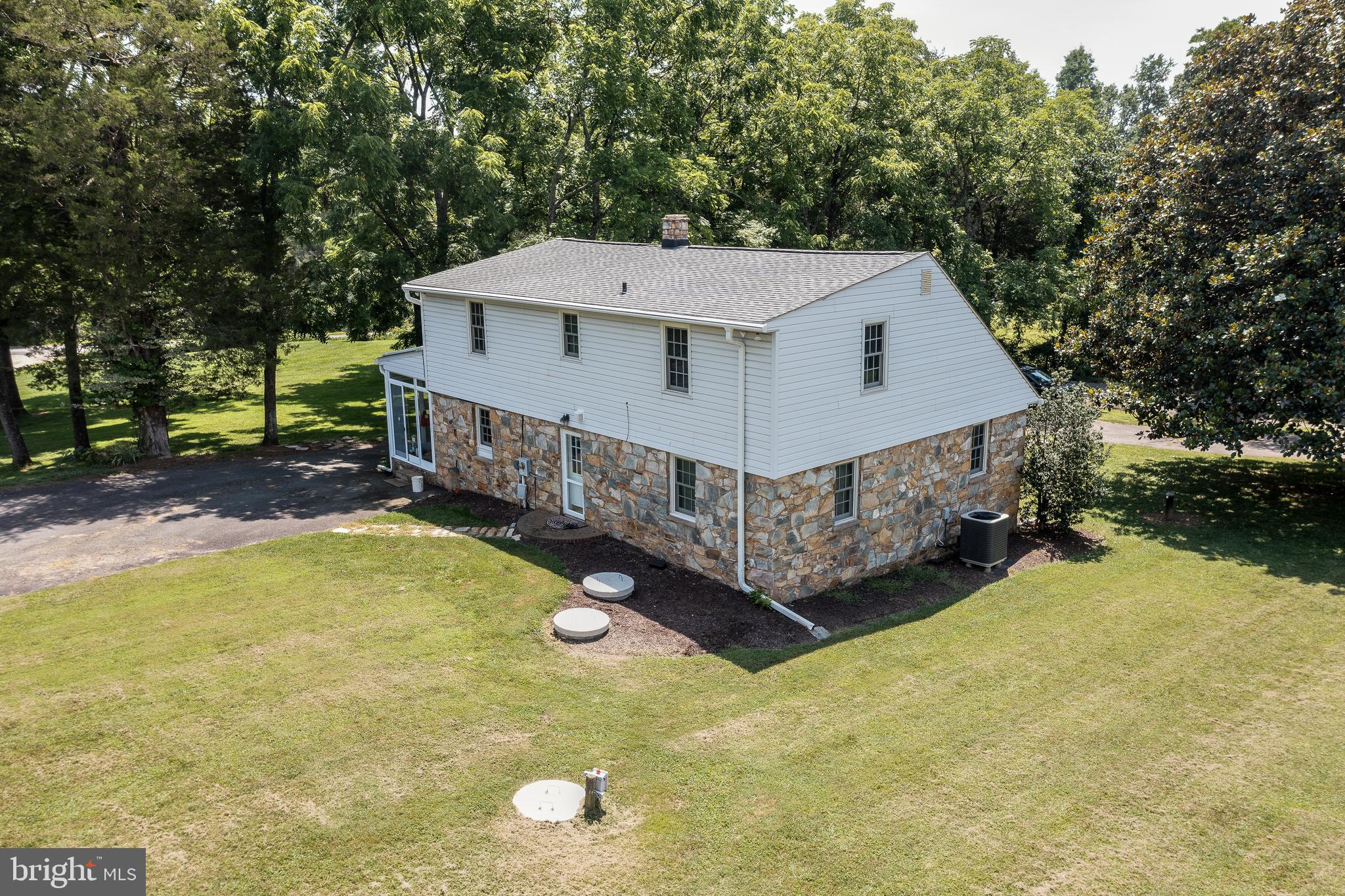 6064 Old Bust Head Road Broad Run, VA 20137 - Photo 42 of 60 Gallery Image 42