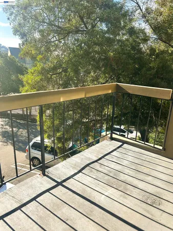 $543,400 | 5335 Broadway Terrace, Unit 204, Oakland, CA 94618