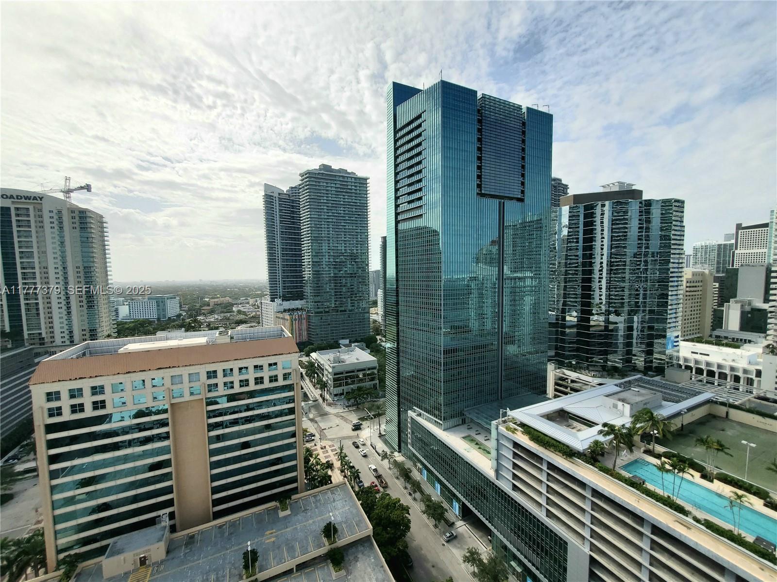 170 Southeast 14th Street, Unit 2705 Miami, FL 33131 - Photo 19 of 41 a view of a balcony with city view