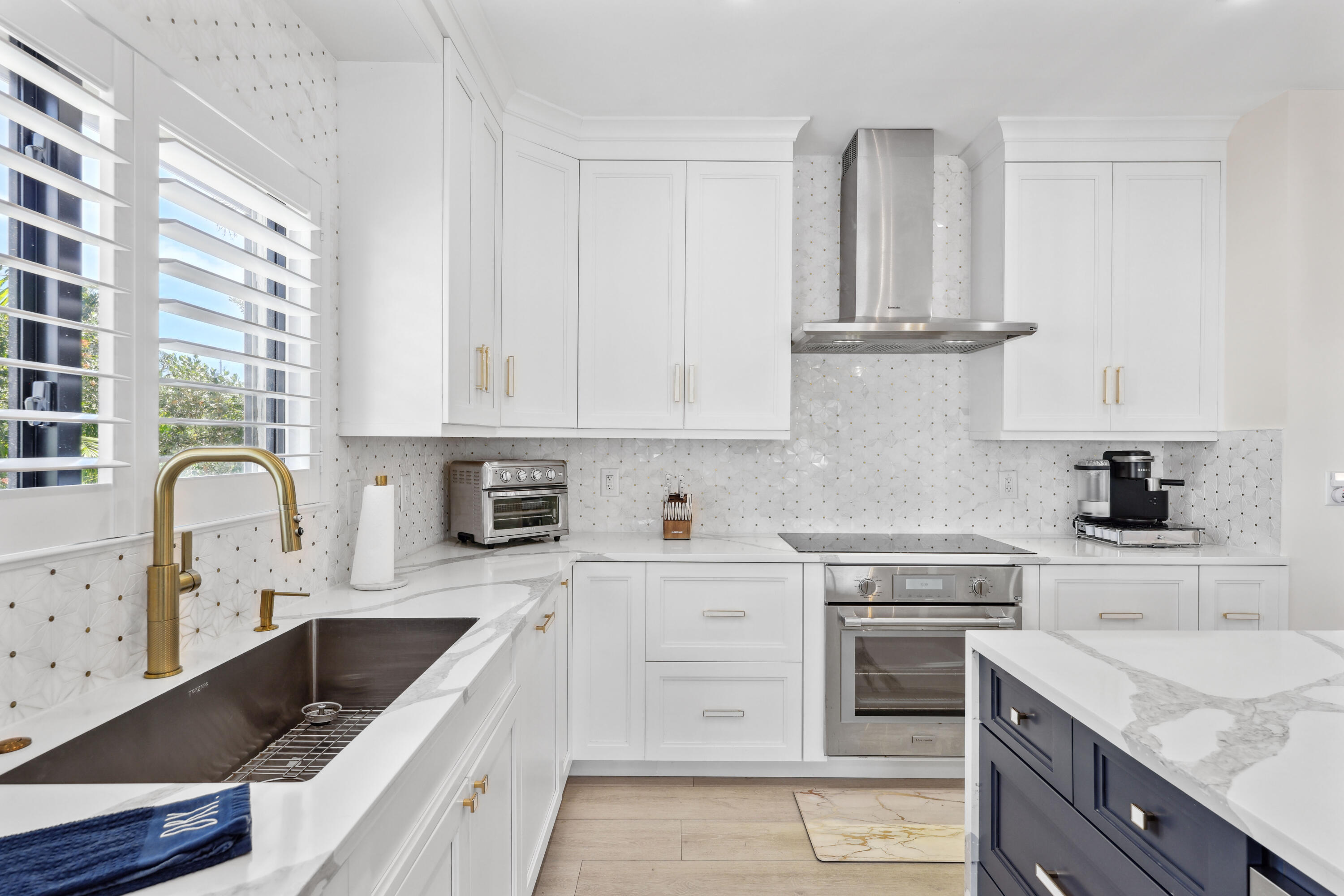 125 Marlin Drive Ocean Ridge, FL 33435 - Photo 21 of 121 Kitchen
