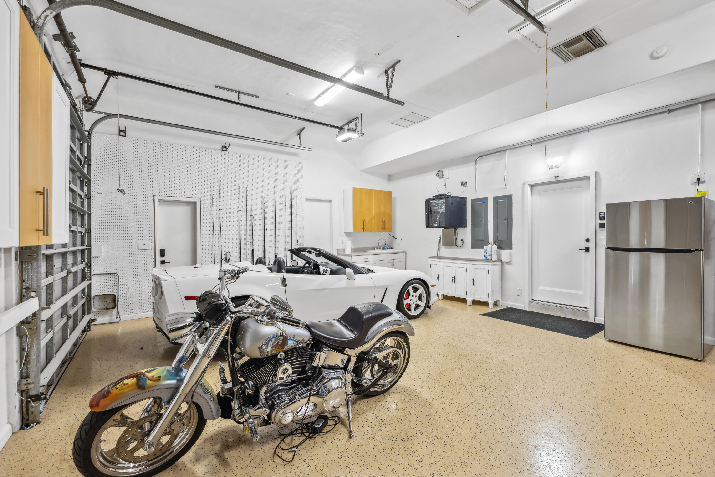 125 Marlin Drive Ocean Ridge, FL 33435 - Photo 65 of 121 Garage