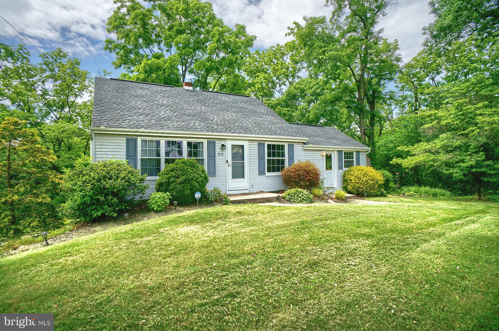 311 Sample Bridge Road Mechanicsburg, PA 17050 - Photo 1 of 32 Gallery Image 1