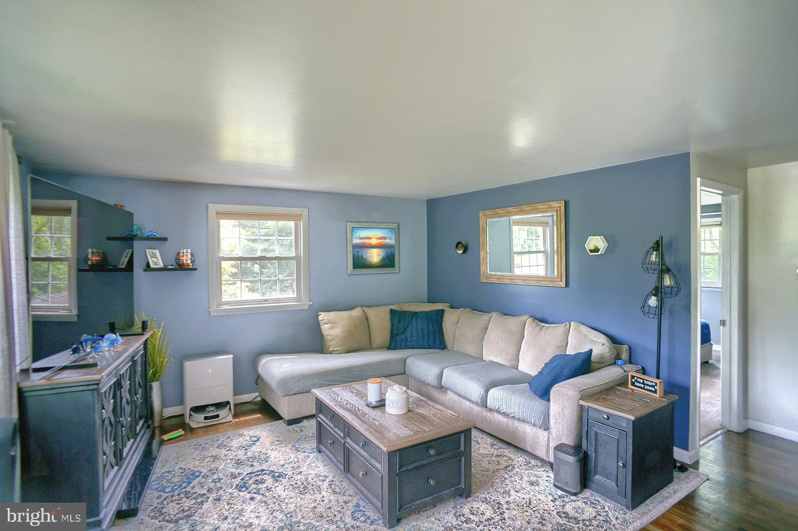 311 Sample Bridge Road Mechanicsburg, PA 17050 - Photo 3 of 32 Gallery Image 3