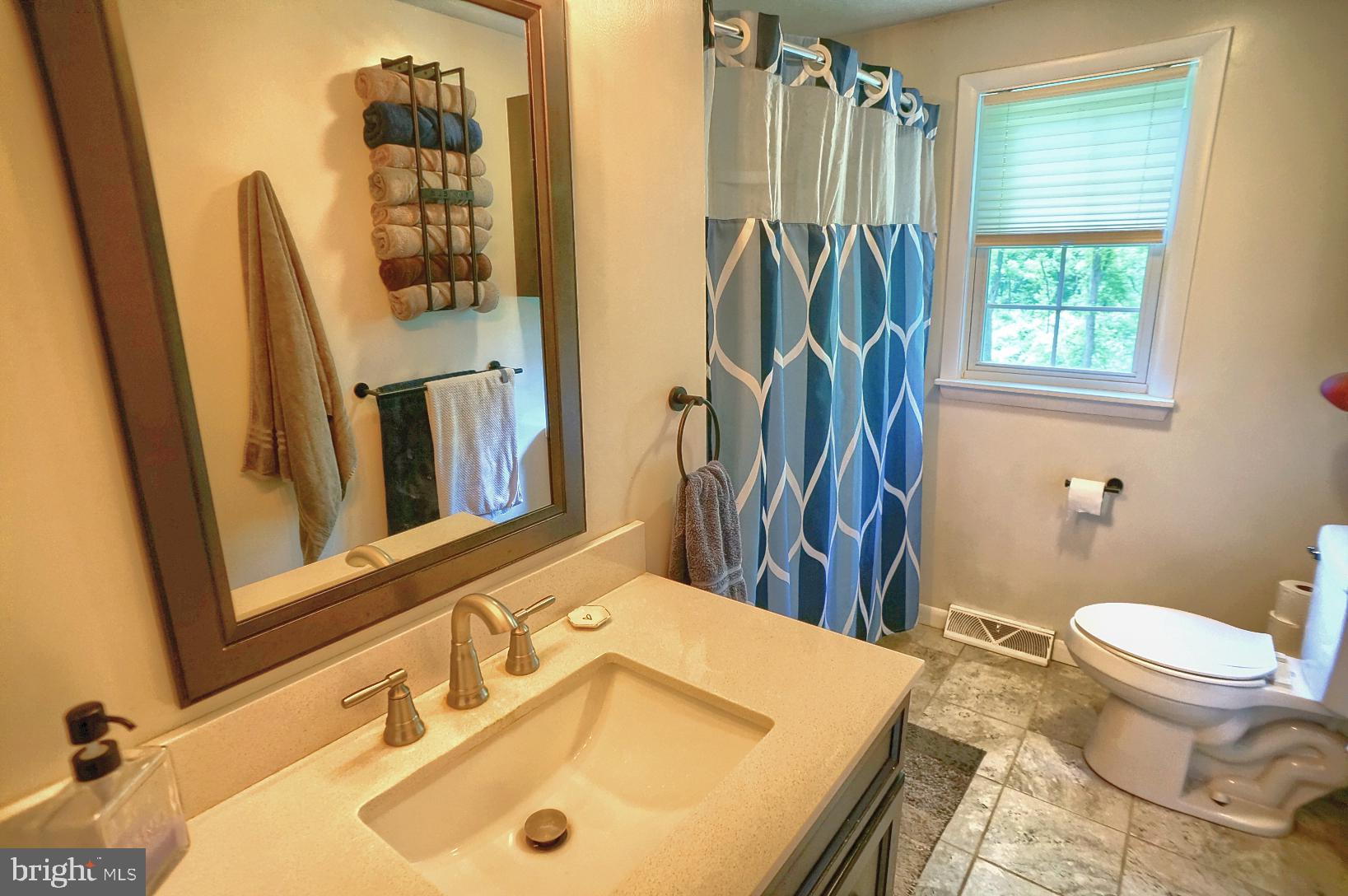 311 Sample Bridge Road Mechanicsburg, PA 17050 - Photo 9 of 32 Gallery Image 9