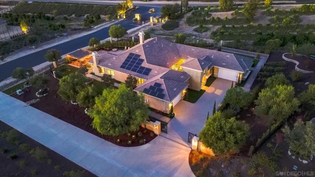 $2,950,000 | 41770 Knoll Vista Lane, Temecula, CA 92592