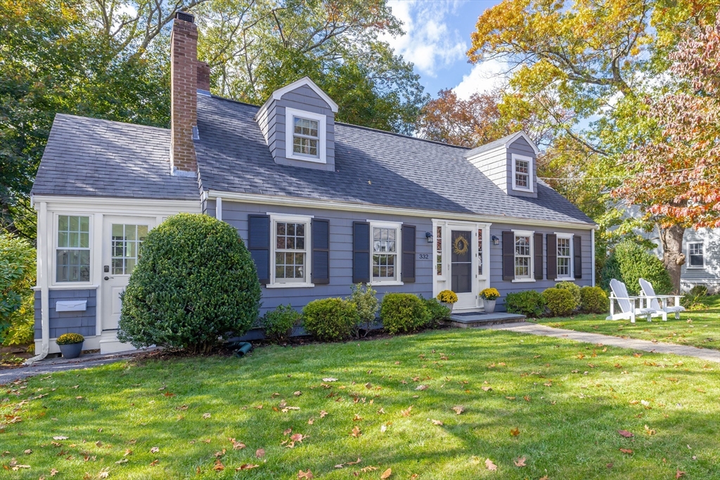 332 Hillcrest Road Needham, MA 02492 - Photo 27 of 33