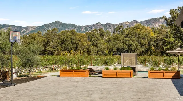 $8,900 | 3002 Foothill Boulevard, Calistoga, CA 94515