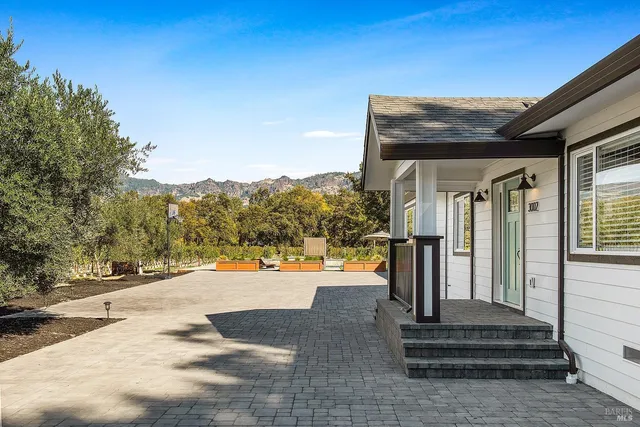 $8,900 | 3002 Foothill Boulevard, Calistoga, CA 94515