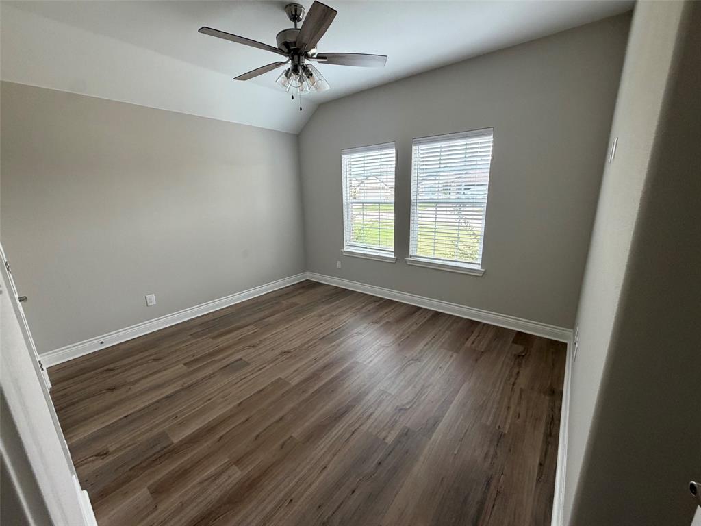 802 Ransom Way Greenville, TX 75402 - Photo 8 of 10