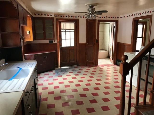 160 Lawrence Road Salem, NH 03079 - Photo 4 of 7