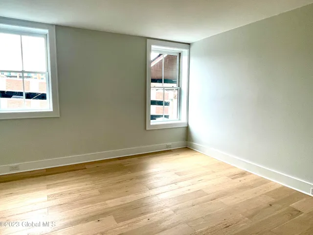 $1,075 | 423 Broadway, Unit 46, Saratoga Springs, NY 12866