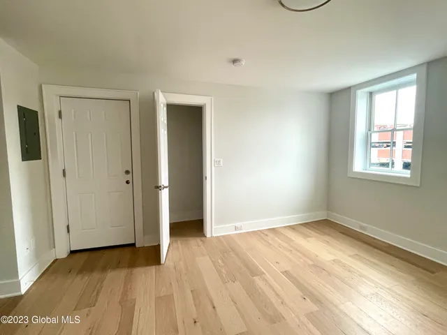 $1,075 | 423 Broadway, Unit 46, Saratoga Springs, NY 12866