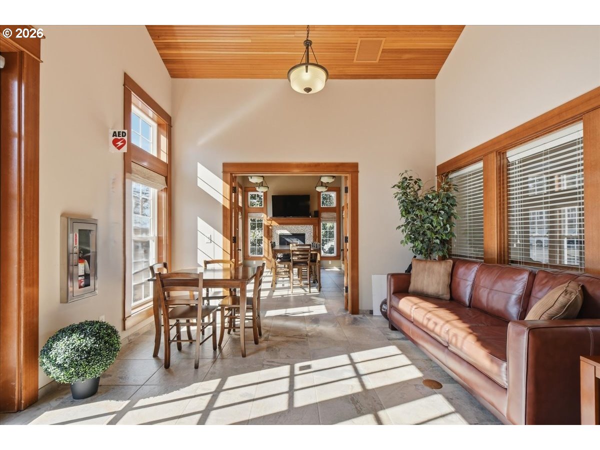 4026 Northwest 75th Avenue, Unit 70 Camas, WA 98607 - Photo 33 of 47 a living room with furniture and a potted plant