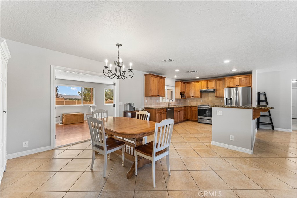 16311 Nosoni Road Apple Valley, CA 92307 - Photo 12 of 44