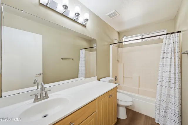 $530,000 | 460 East Arabian Drive, Gilbert, AZ 85296