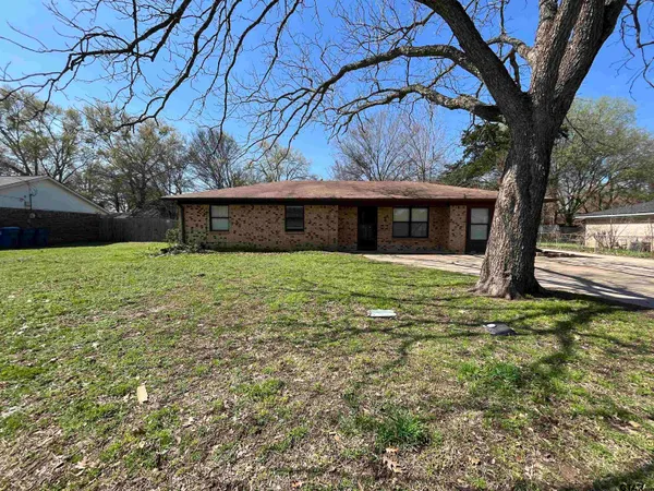 $1,700 | 205 Shady, Whitehouse, TX 75791
