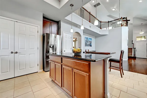 $2,600 | 912 Sleepy Dell Lane, Austin, TX 78748