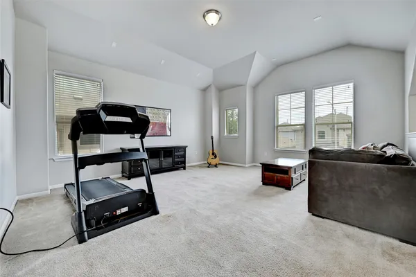 $2,600 | 912 Sleepy Dell Lane, Austin, TX 78748