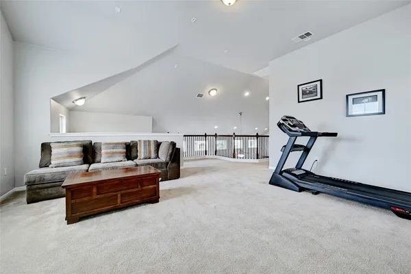 $2,600 | 912 Sleepy Dell Lane, Austin, TX 78748