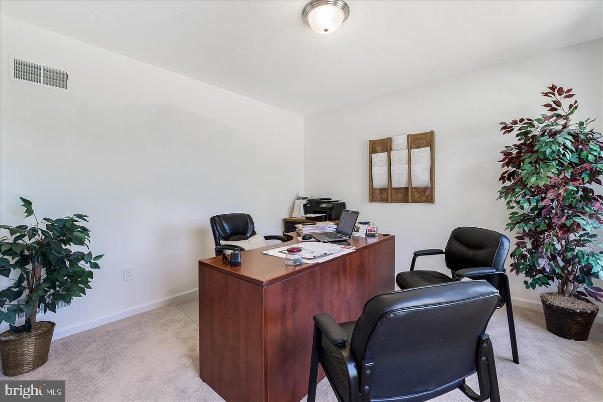 35 Fox Run Road Hanover, PA 17331 - Photo 6 of 22