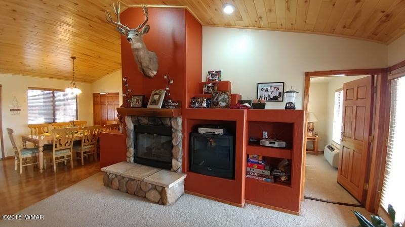 2723 High Pines Loop Overgaard, AZ 85933 - Photo 4 of 29 Gallery Image 4