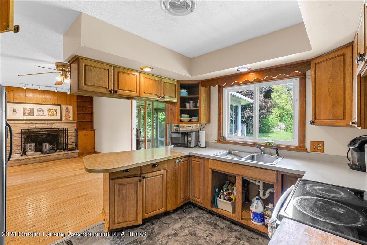 14351 Chandler Road Bath, MI 48808 - Photo 17 of 27 23-Media Jett - 23