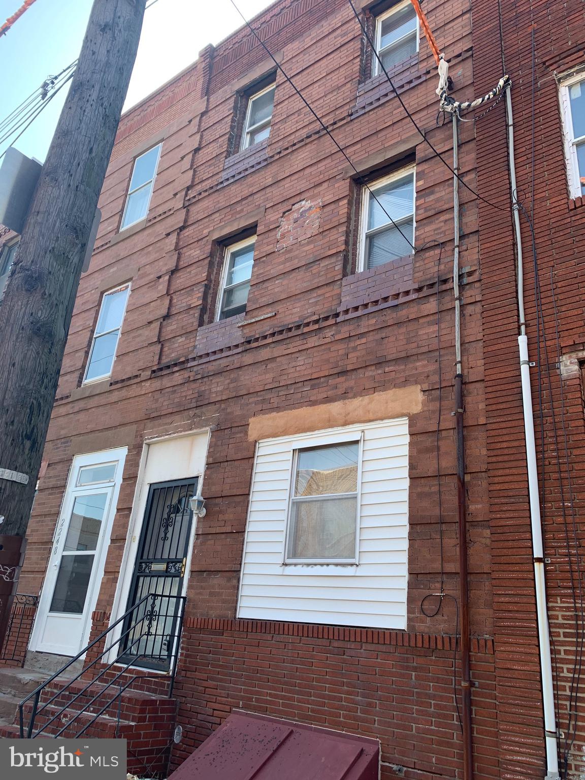 2246 South 9th Street Philadelphia, PA 19148 - Photo 1 of 26