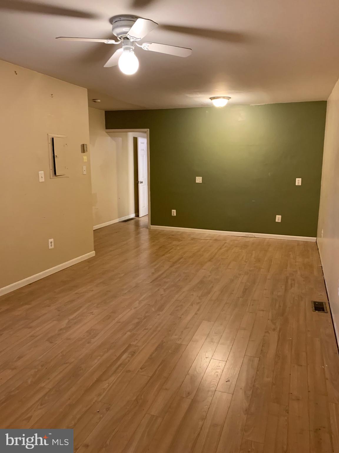 2246 South 9th Street Philadelphia, PA 19148 - Photo 4 of 26