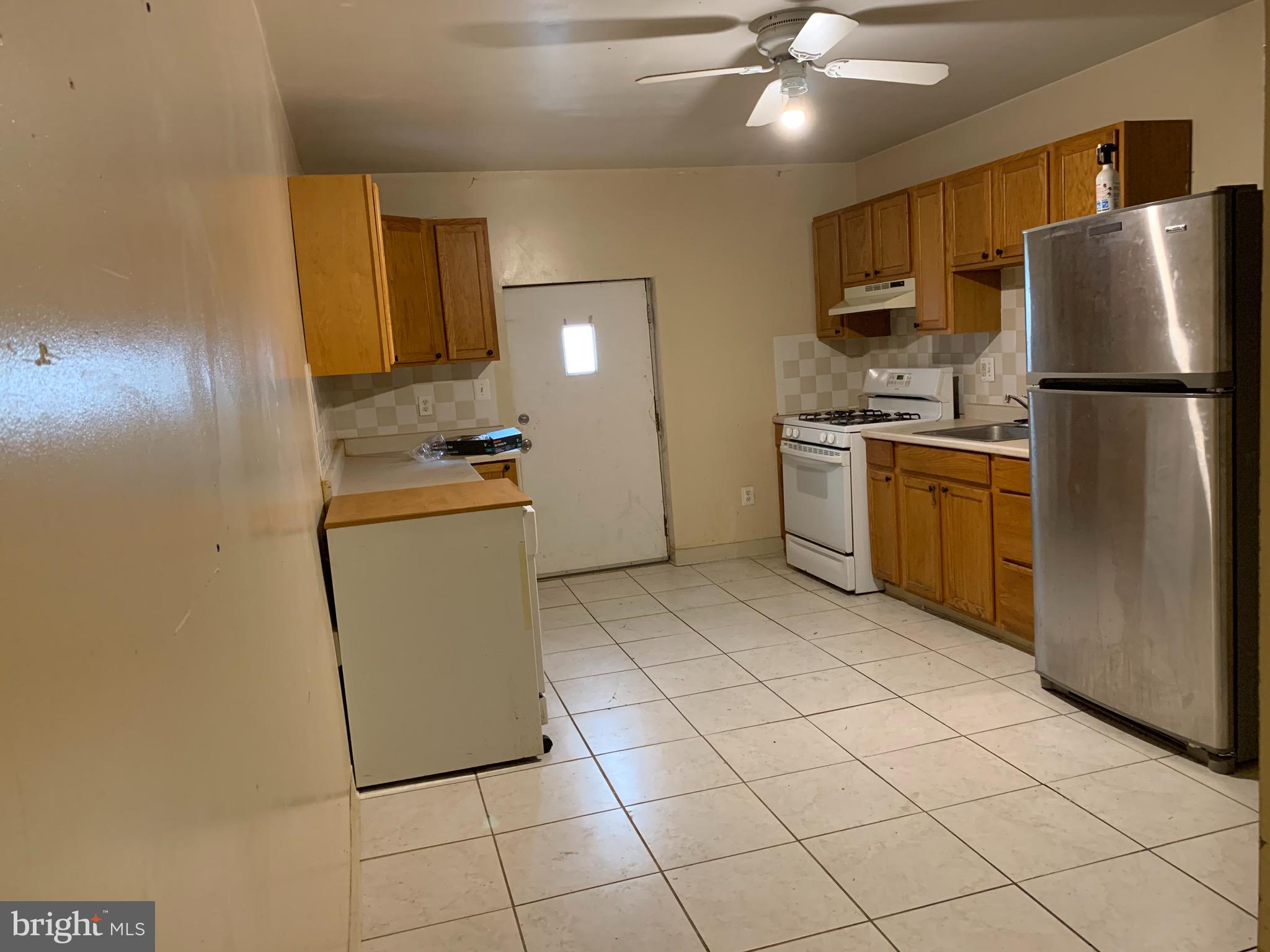 2246 South 9th Street Philadelphia, PA 19148 - Photo 7 of 26