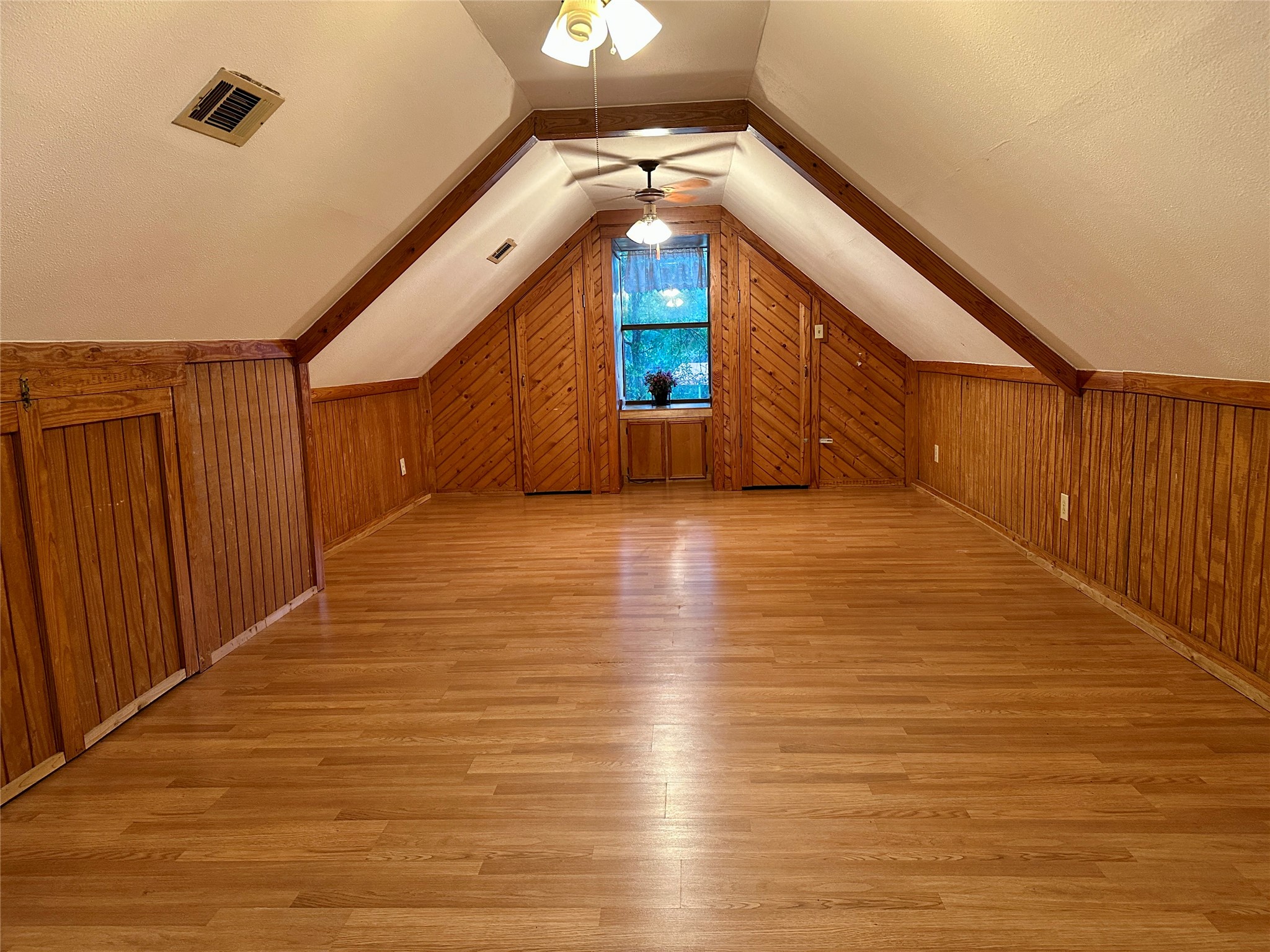 23869 South Lake View Road Montgomery, TX 77316 - Photo 9 of 20 Gallery Image 9