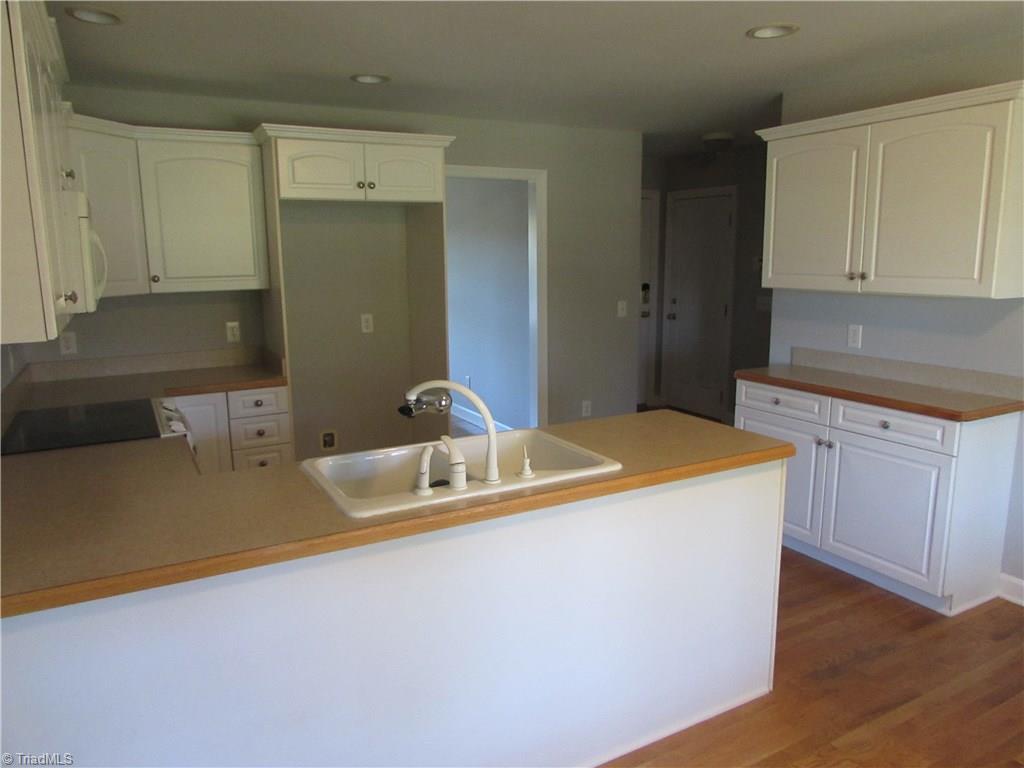 4181 Chestnut St Extension High Point, NC 27262 - Photo 14 of 25 Gallery Image 14