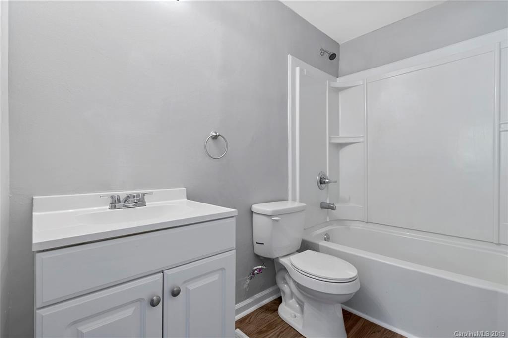 7801 Burch Shire Road Charlotte, NC 28269 - Photo 15 of 25 Gallery Image 15