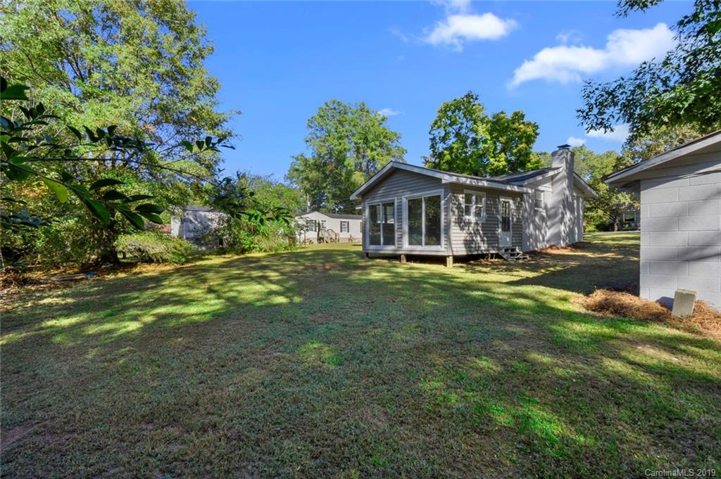 7801 Burch Shire Road Charlotte, NC 28269 - Photo 24 of 25 Gallery Image 24