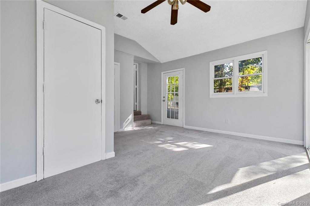 7801 Burch Shire Road Charlotte, NC 28269 - Photo 5 of 25 Gallery Image 5