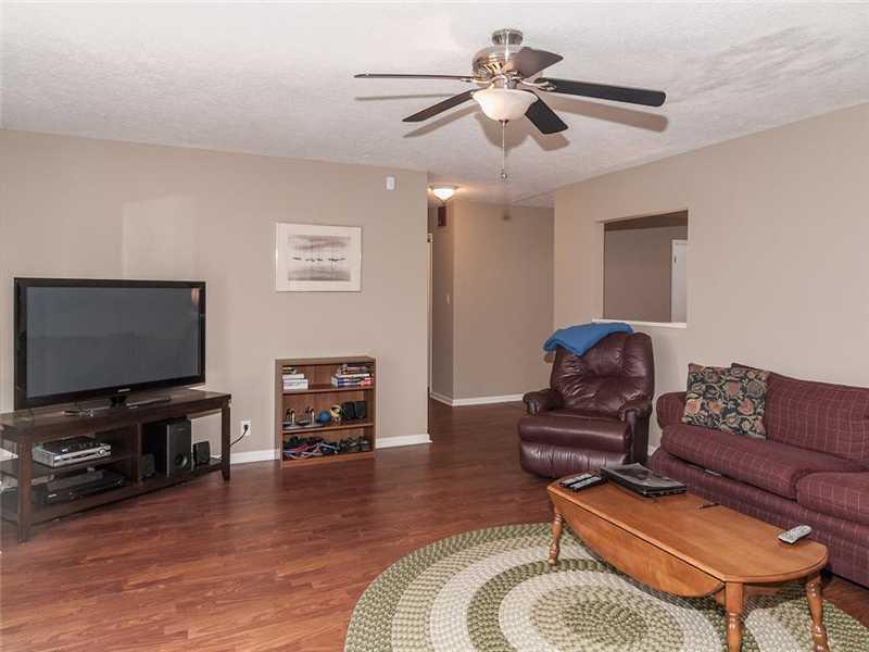 4223 Clarendon Road Indianapolis, IN 46208 - Photo 9 of 22 Gallery Image 9