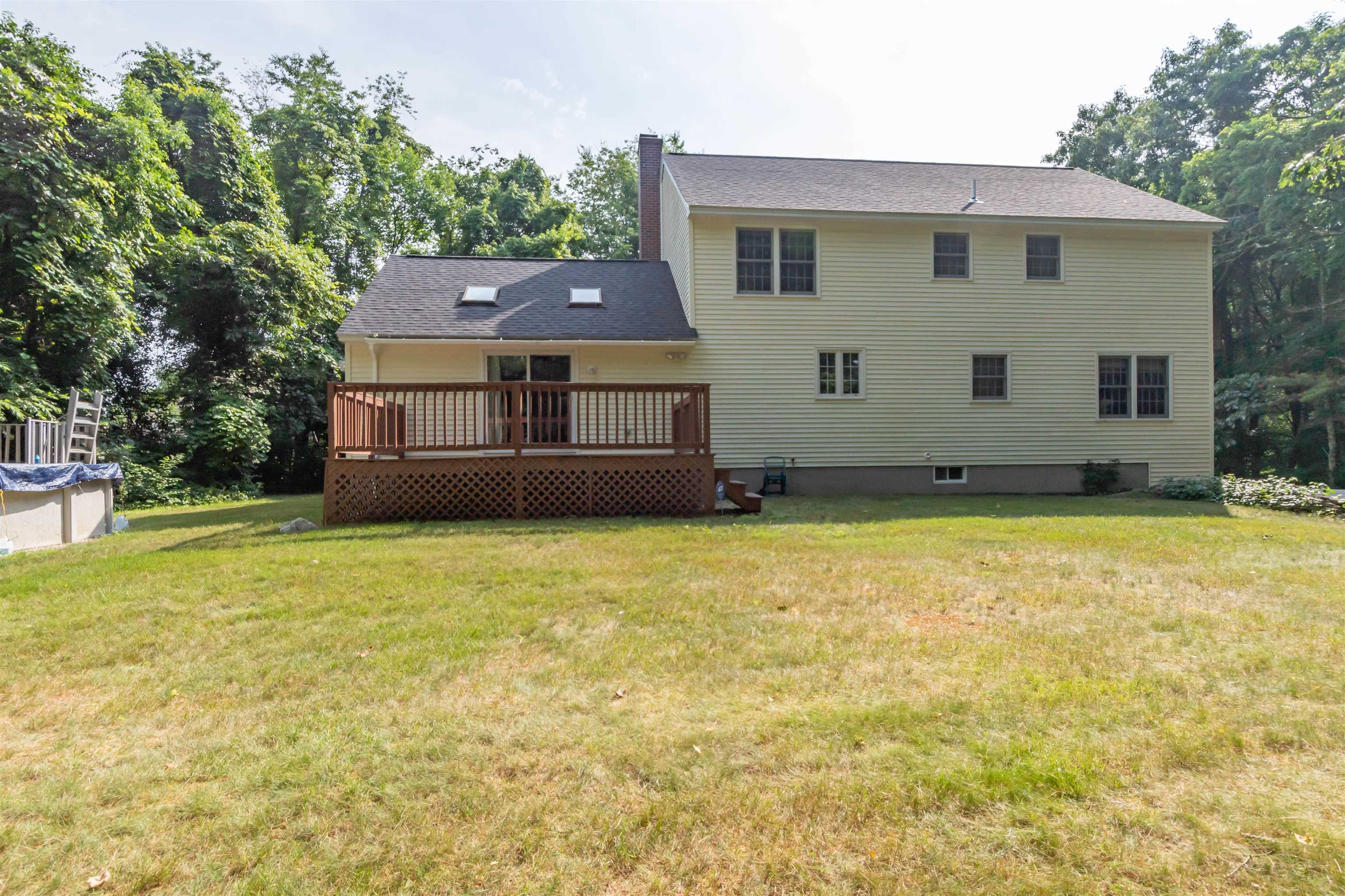 146 Wason Road Hudson, NH 03051 - Photo 24 of 33