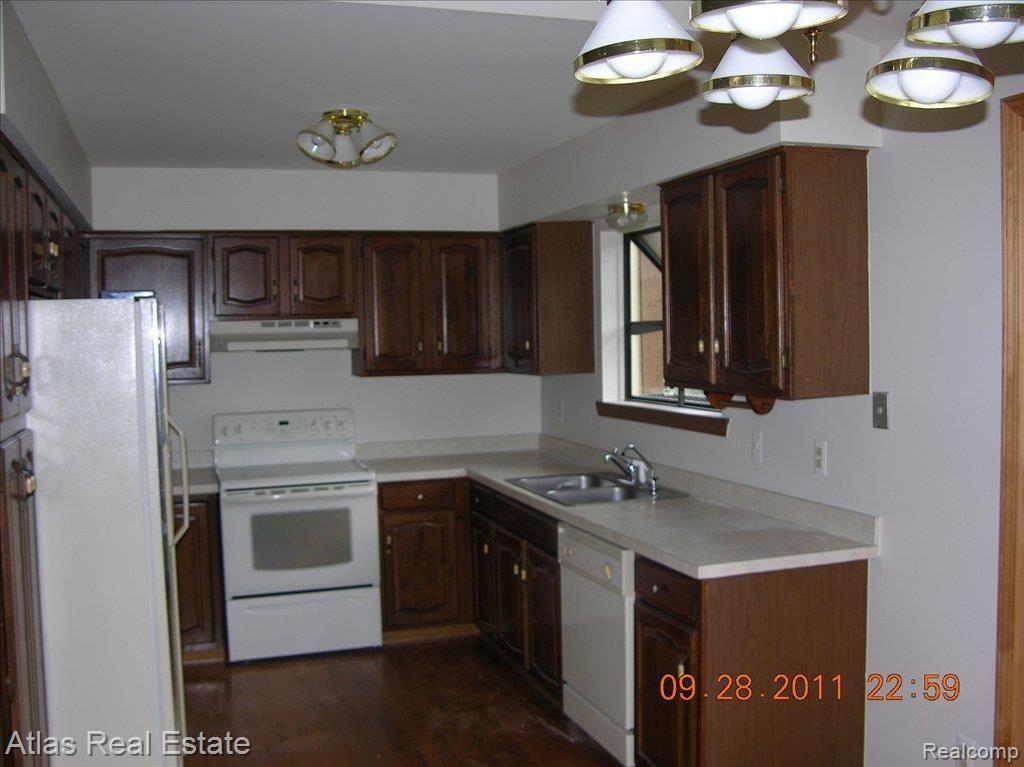 7245 Dutch Road Goodrich, MI 48438 - Photo 2 of 12 DSCN7127