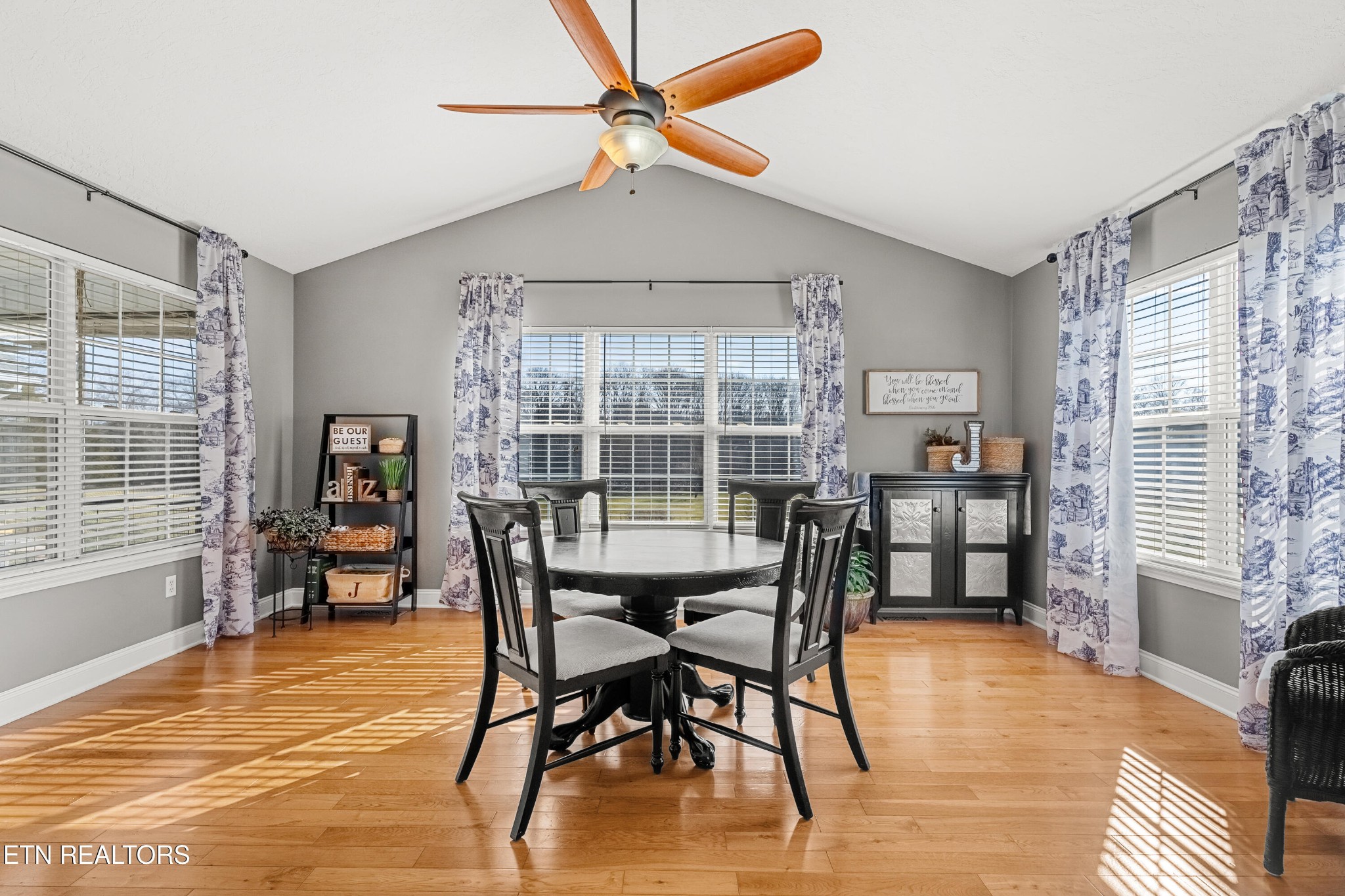 7468 Ravencrest Lane Corryton, TN 37721 - Photo 15 of 40 Gallery Image 15