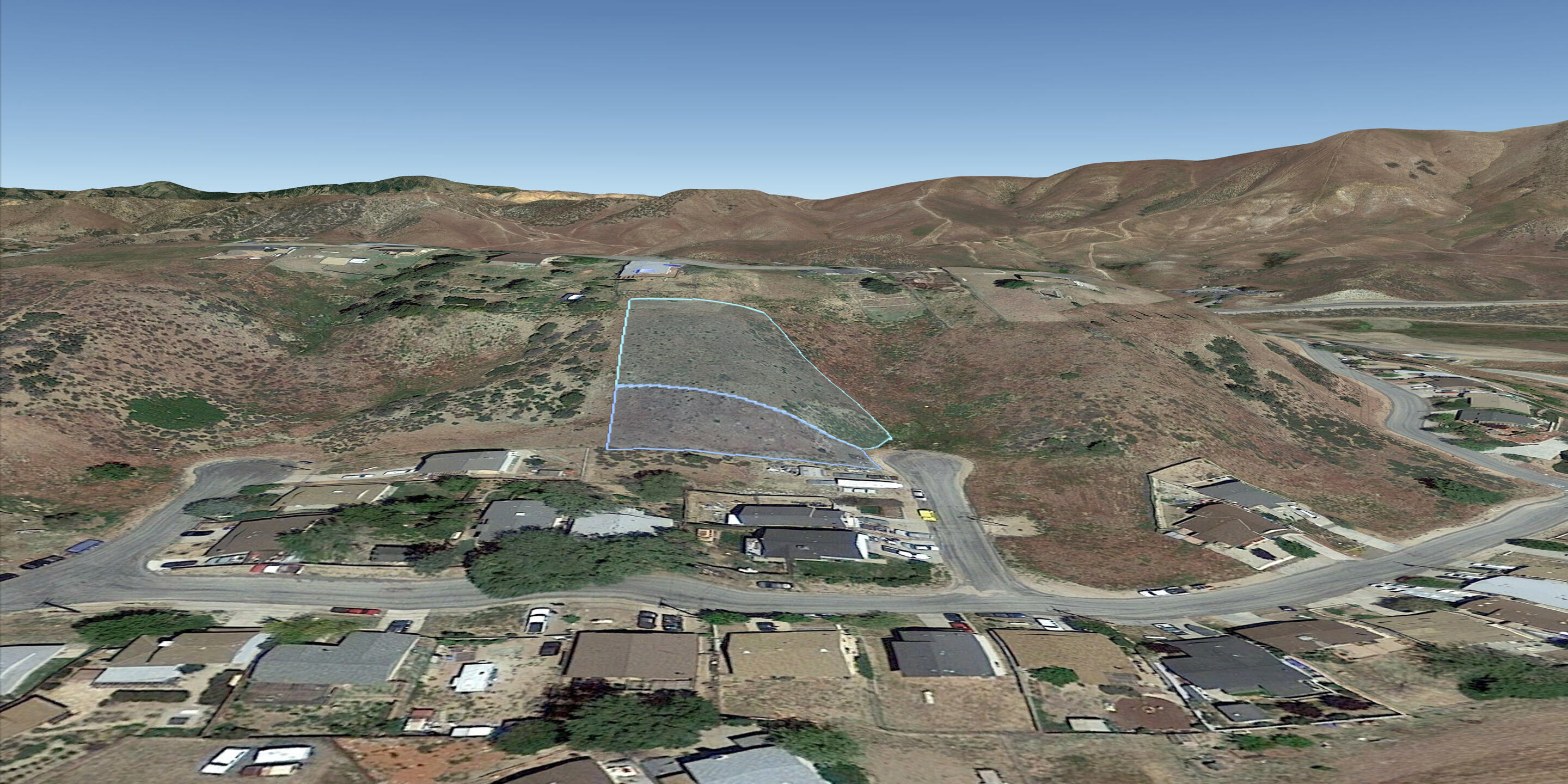 Cutwood Rd Lake Lake Elizabeth, CA 93532 - Photo 7 of 11 an aerial view of multiple house