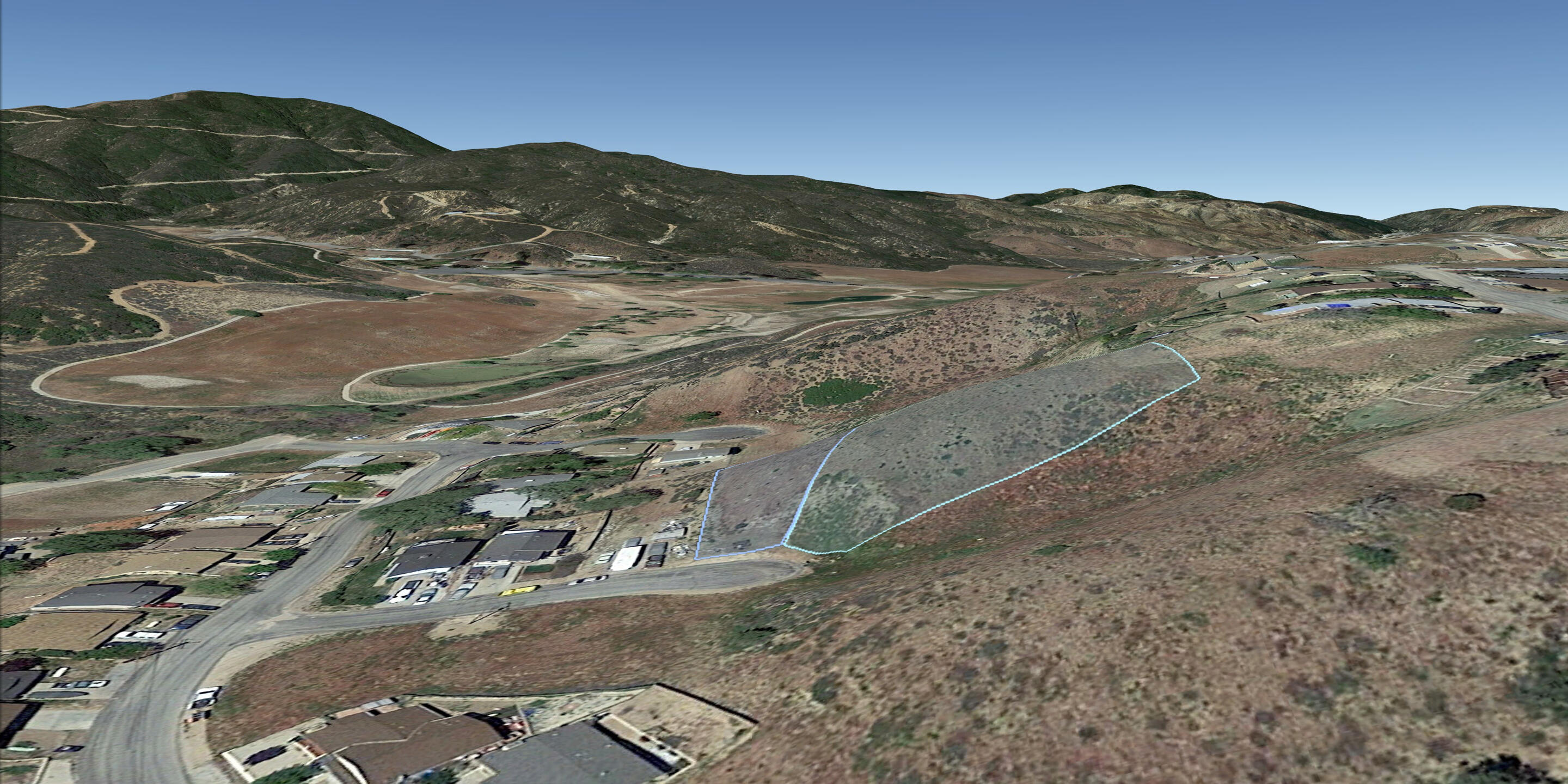 Cutwood Rd Lake Lake Elizabeth, CA 93532 - Photo 8 of 11 a view of a house with a mountain