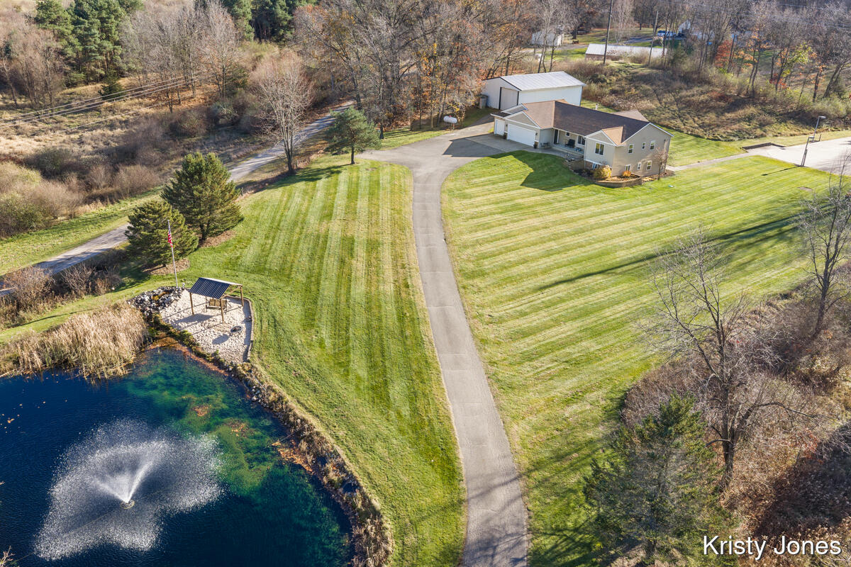 7445 West Irving Road Middleville, MI 49333 - Photo 1 of 39 Exterior View