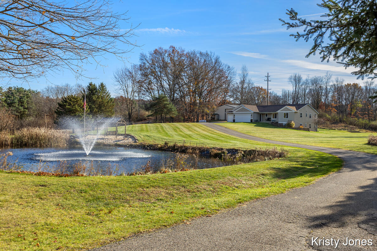 7445 West Irving Road Middleville, MI 49333 - Photo 4 of 39 7445-Irving_004