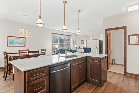 $480,000 | 4134 Oakbrooke Trail, Eagan, MN 55122
