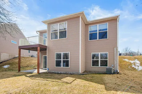 $480,000 | 4134 Oakbrooke Trail, Eagan, MN 55122